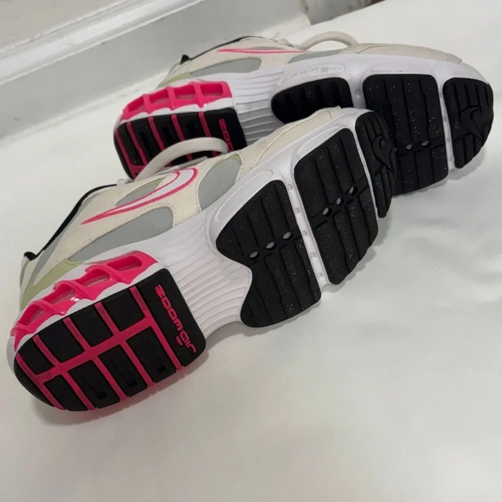 NIKE WOMEN ZOOM AIR FIRE RUNNING SHOES!